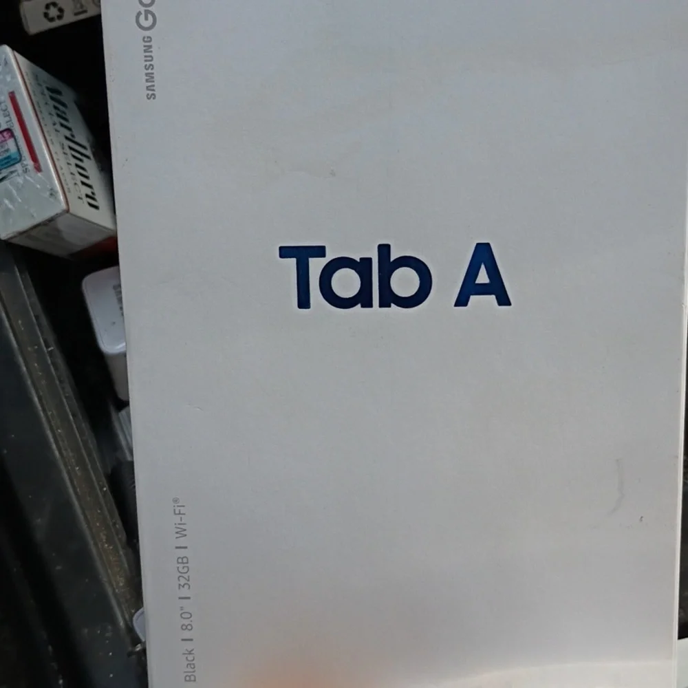 Samsung Tab A - White